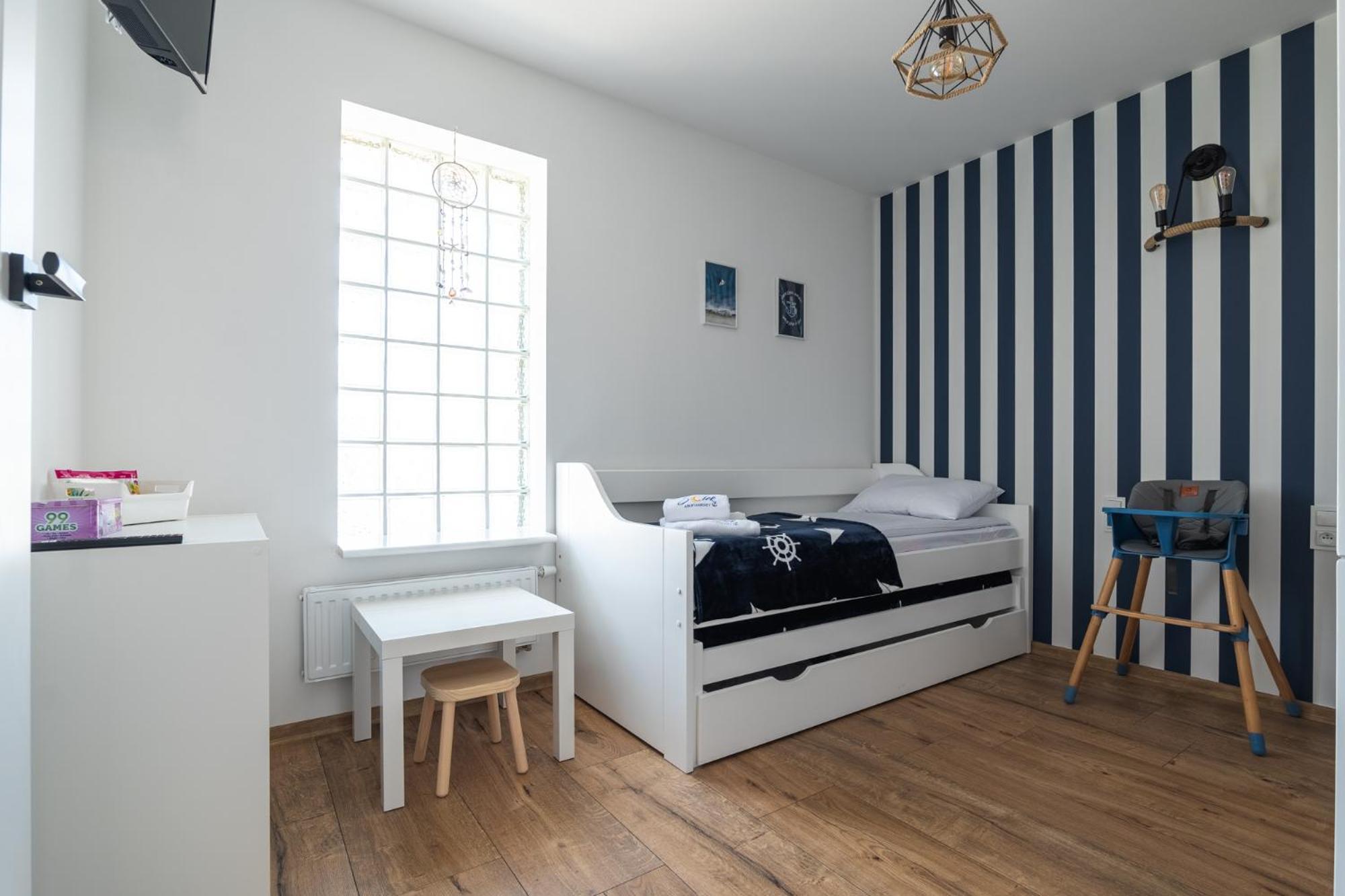 Solek Apartamenty I Pokoje Goscinne เมียลโน ภายนอก รูปภาพ